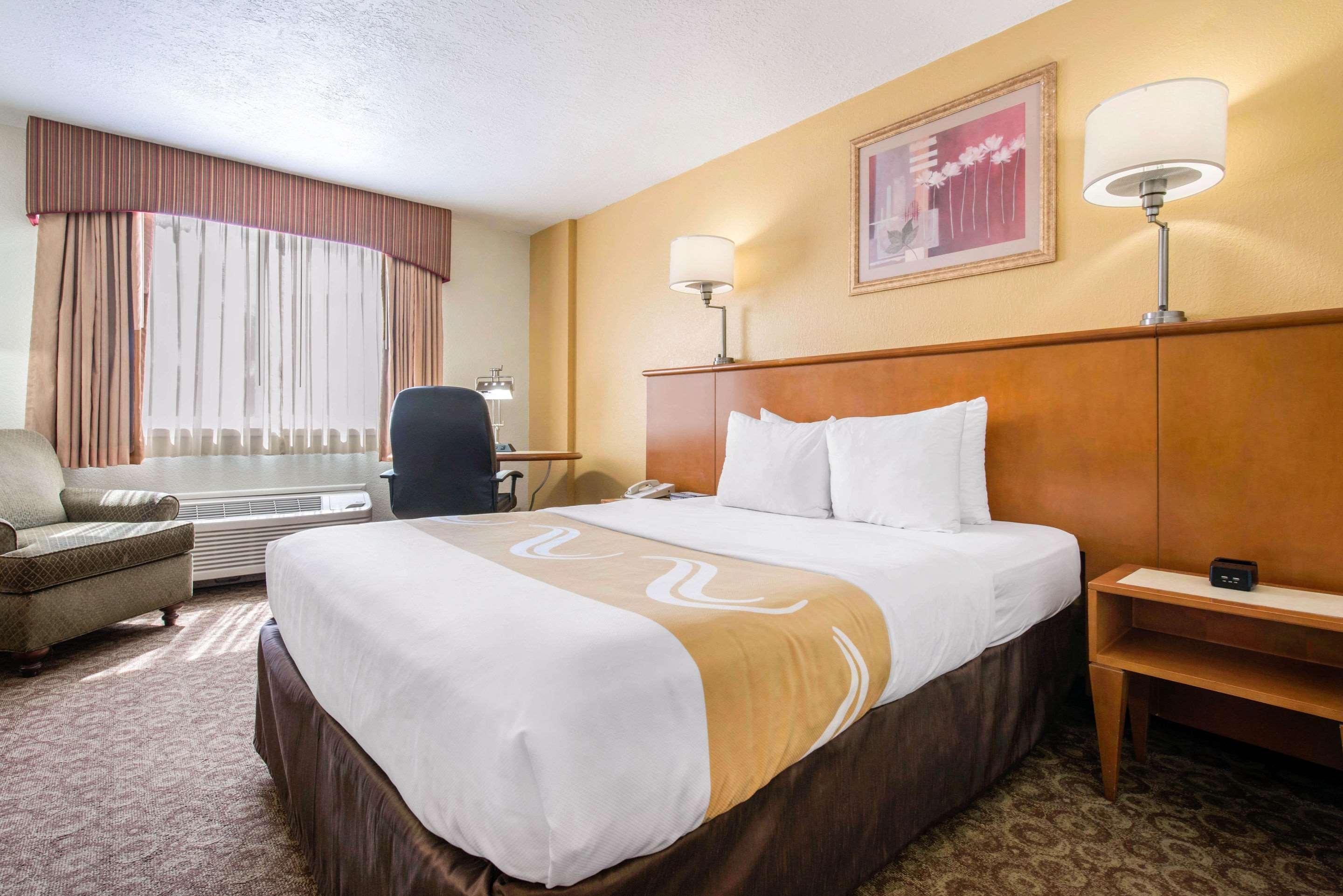 אורלנדו Quality Inn & Suites Near The Theme Parks מראה חיצוני תמונה
