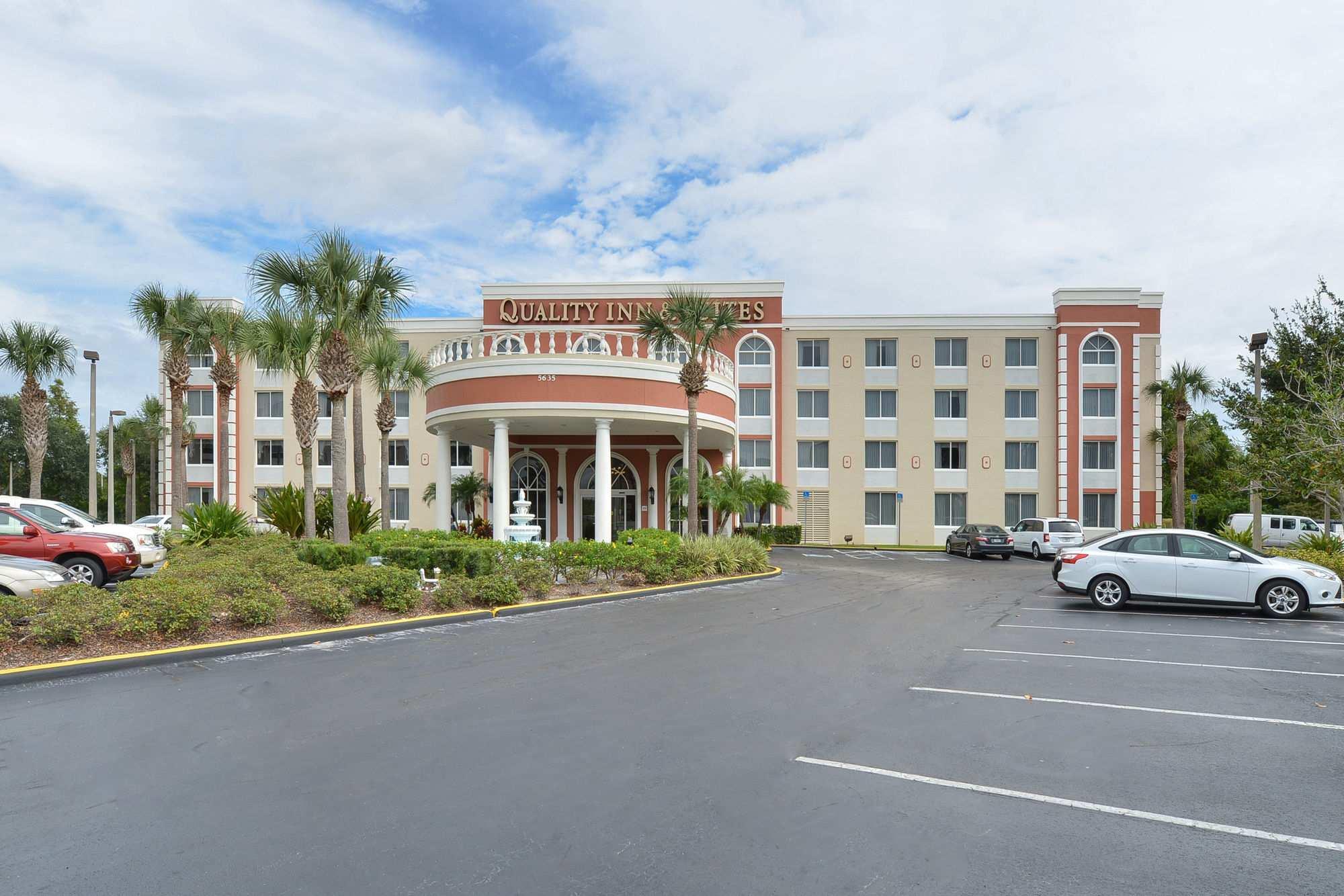אורלנדו Quality Inn & Suites Near The Theme Parks מראה חיצוני תמונה