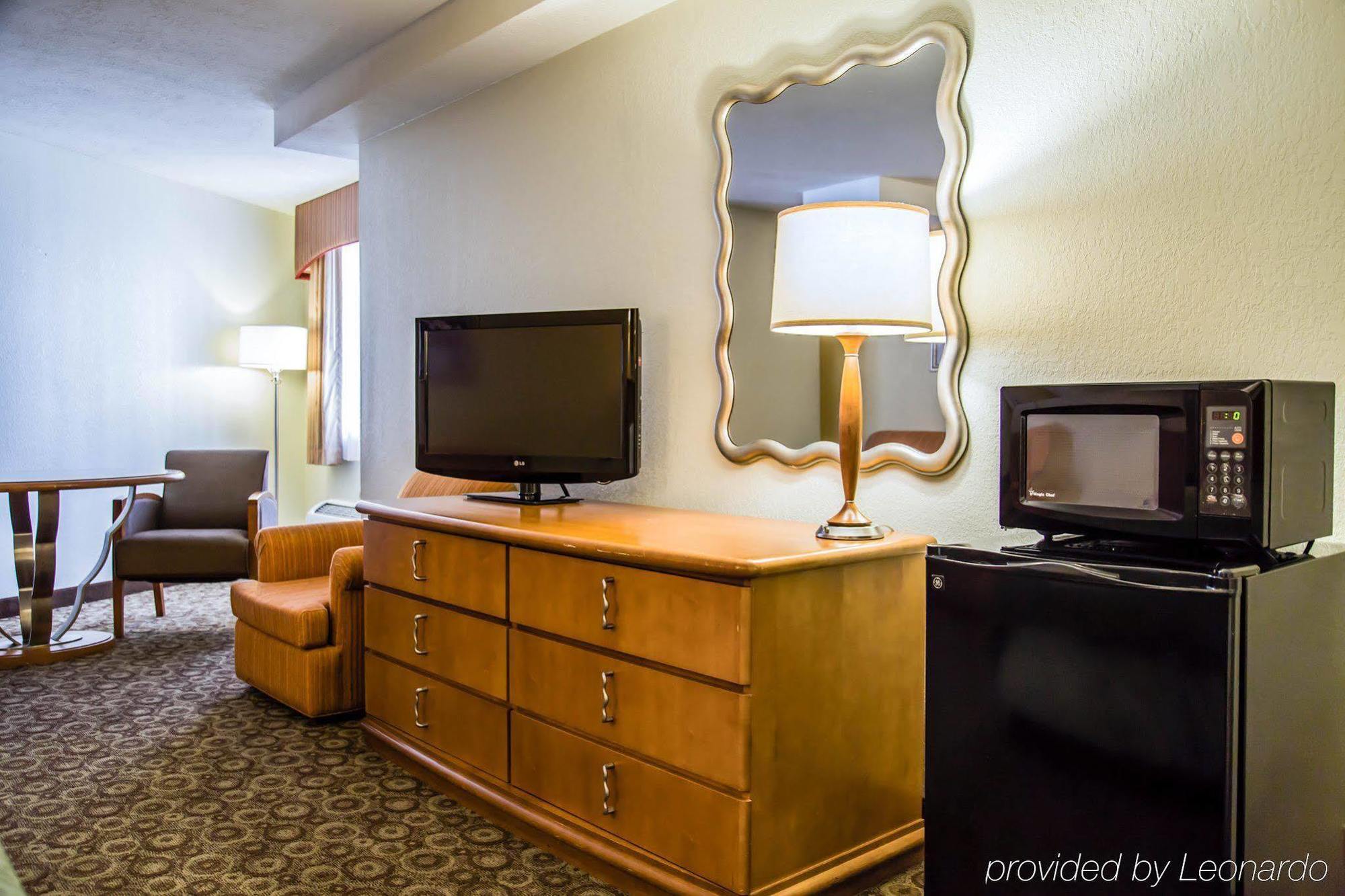אורלנדו Quality Inn & Suites Near The Theme Parks מראה חיצוני תמונה
