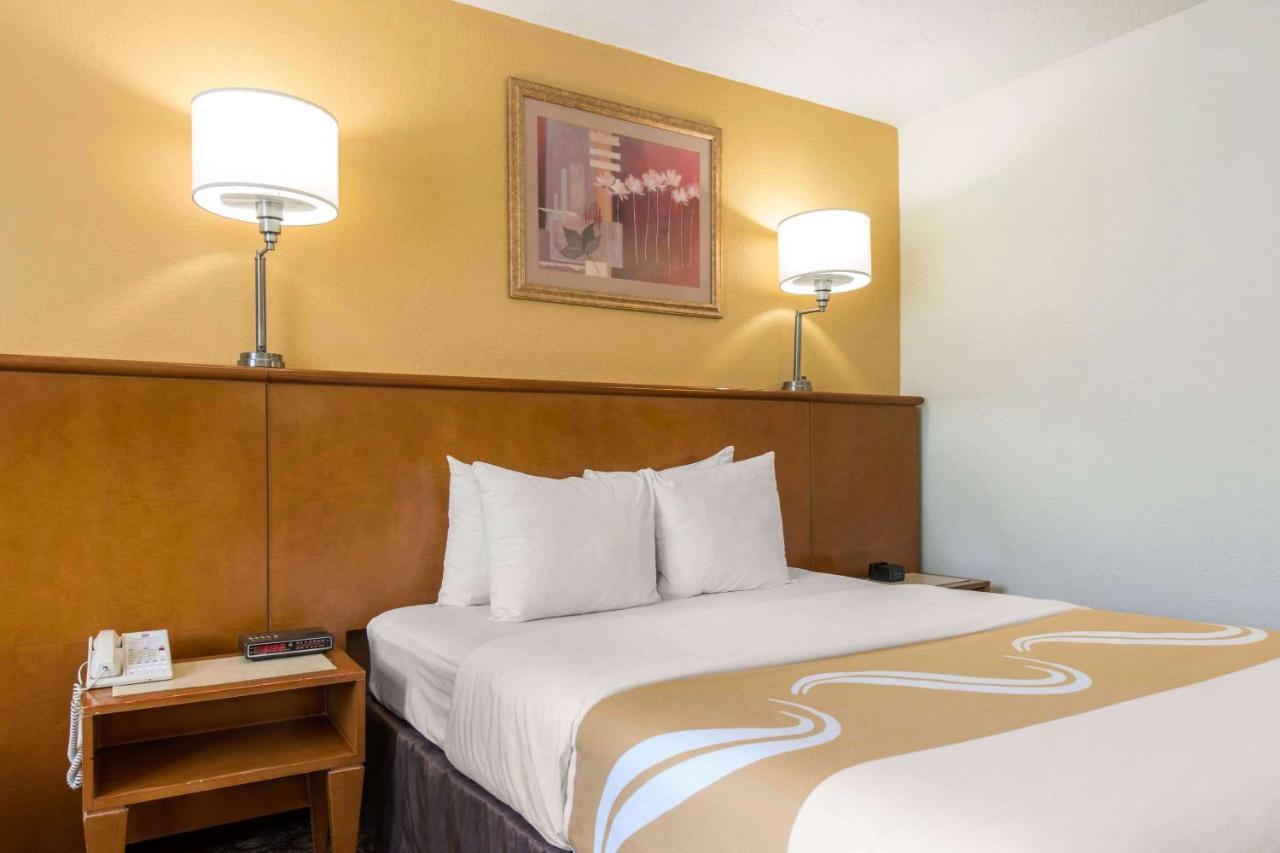אורלנדו Quality Inn & Suites Near The Theme Parks מראה חיצוני תמונה