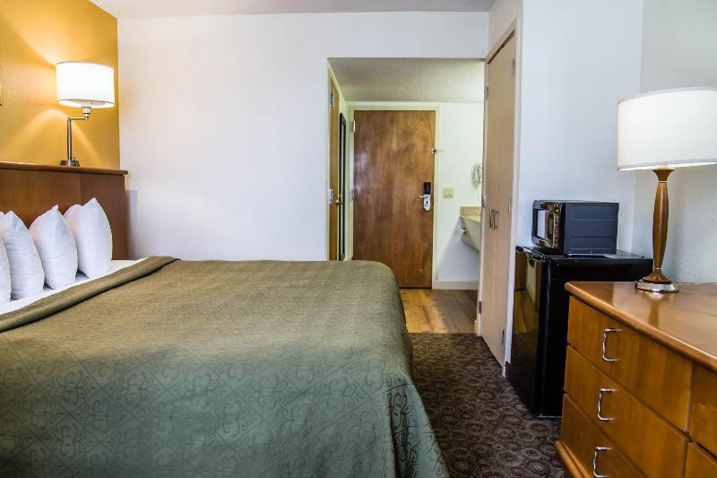 אורלנדו Quality Inn & Suites Near The Theme Parks מראה חיצוני תמונה