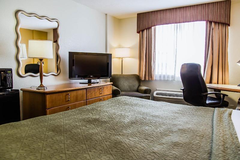 אורלנדו Quality Inn & Suites Near The Theme Parks מראה חיצוני תמונה
